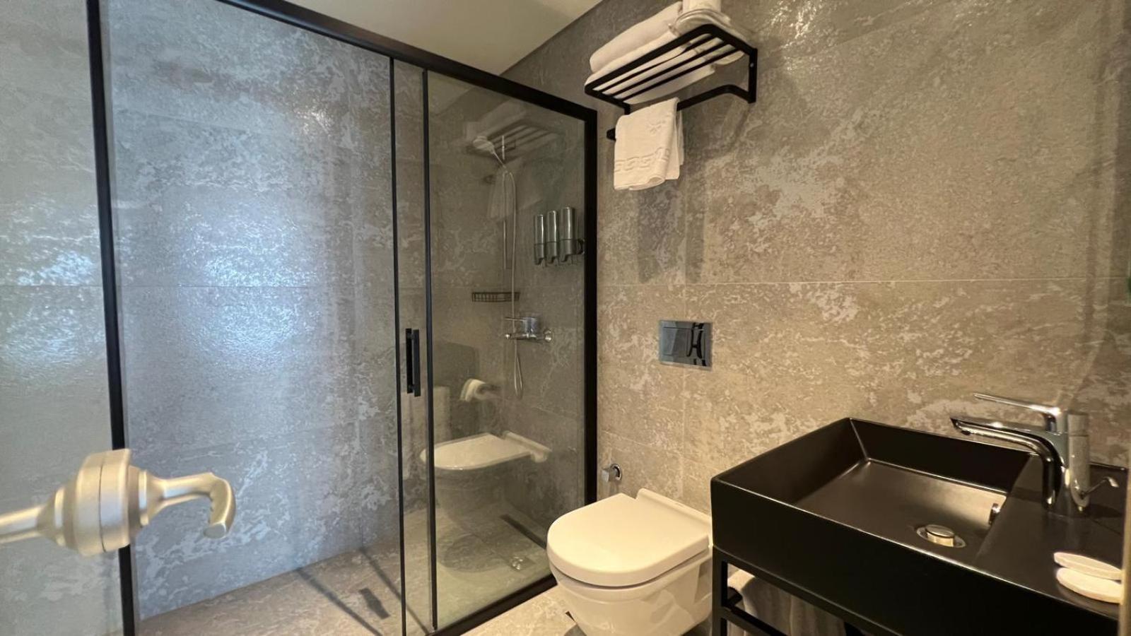 Woxx Hotel Istanbul Eksteriør billede